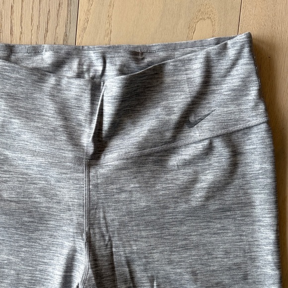 Nike x Peloton Dri Fit Leggings - Picture 3 of 5